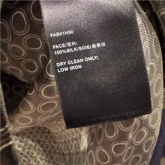 Lafayette 148 New York Diana Long Sleeve Silk Blouse - Picture 6 of 8